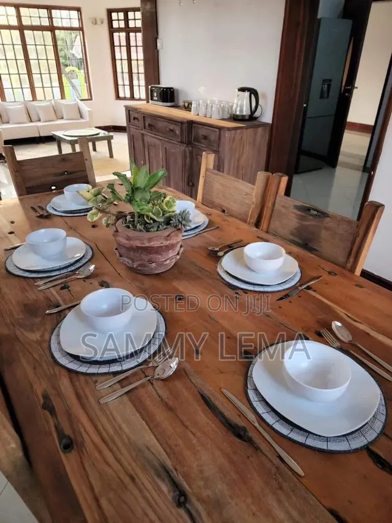 5bdrm House in Sammy Saidy Real, Njiro for rent