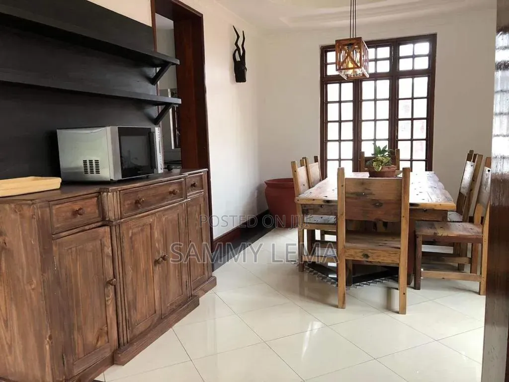 5bdrm House in Sammy Saidy Real, Njiro for rent