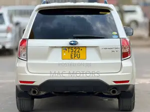 Subaru Forester 2009 White