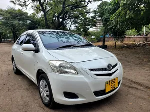 Toyota Belta 2007 White