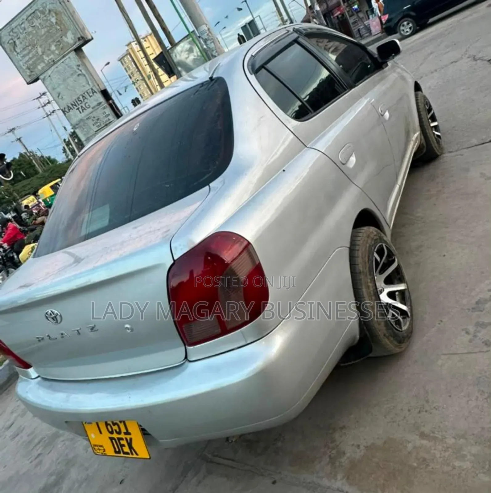 Toyota Platz 1.3 AWD 2001 Silver