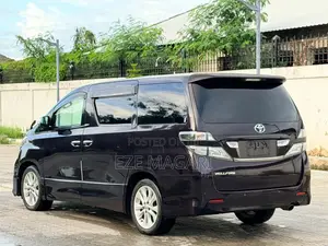 Toyota Vellfire 2008