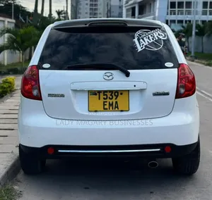 Mazda Verisa 2008 White