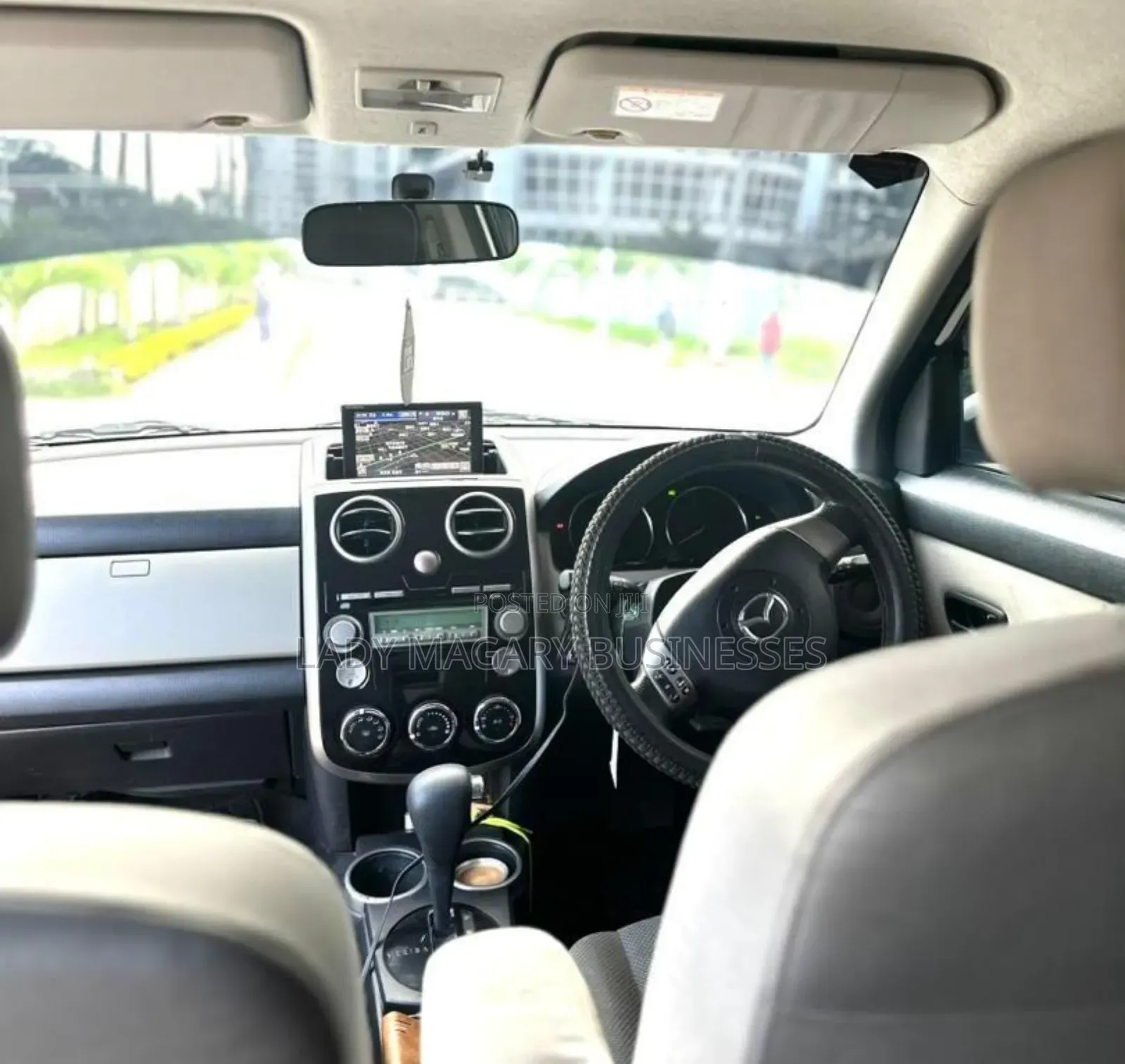 Mazda Verisa 2008 White