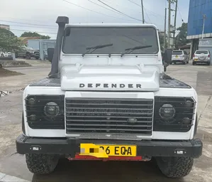 Land Rover Defender 2015 White