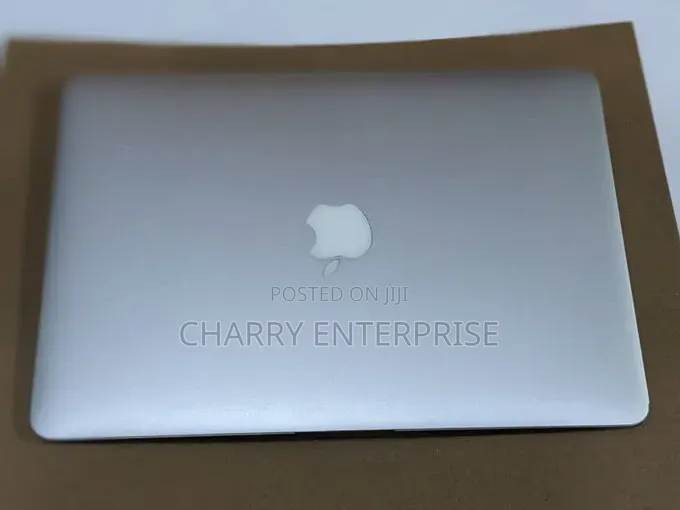 Laptop Apple MacBook Air 2015 8GB Intel Core i5 SSD 256GB