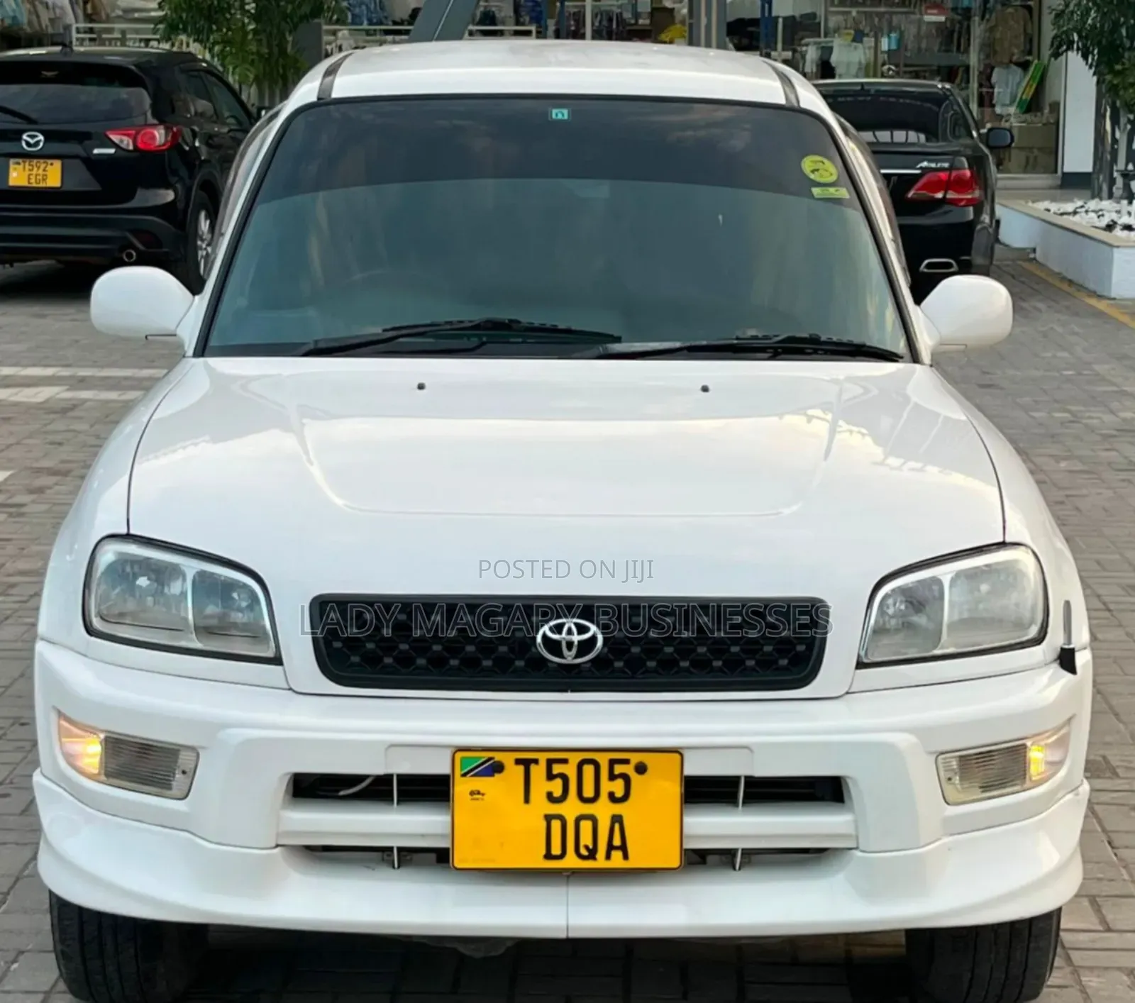 Toyota RAV4 1999 White