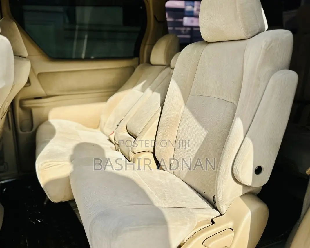 Toyota Alphard 2.4 Petrol FWD 2009 Black