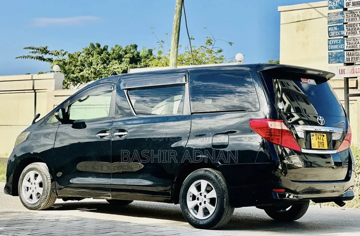 Toyota Alphard 2.4 Petrol FWD 2009 Black