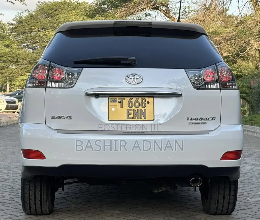 Toyota Harrier 2007 White
