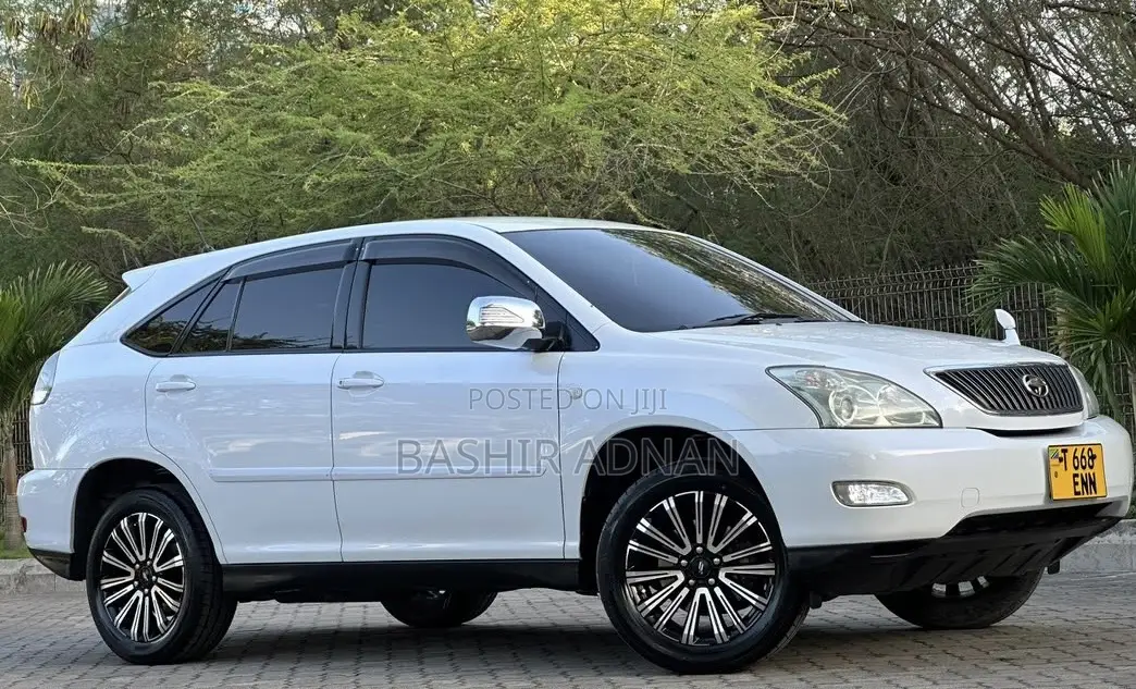 Toyota Harrier 2007 White