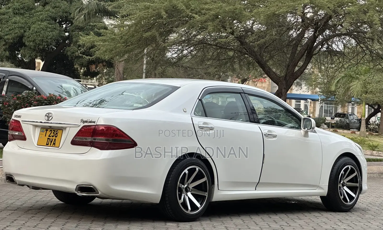 Toyota Crown 2008 White
