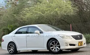 Toyota Crown 2008 White
