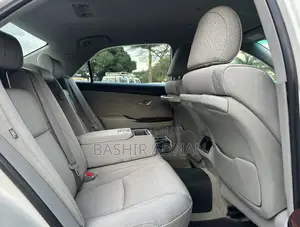 Toyota Crown 2008 White