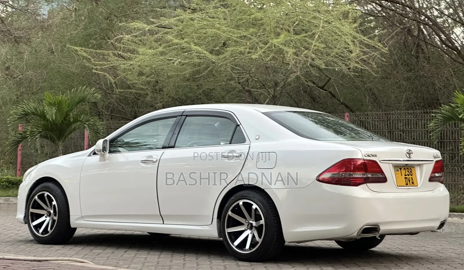 Toyota Crown 2008 White
