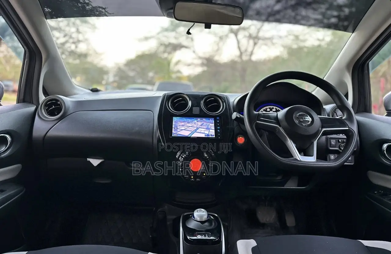 Nissan Note 1.2 Hybrid 2017 Gray