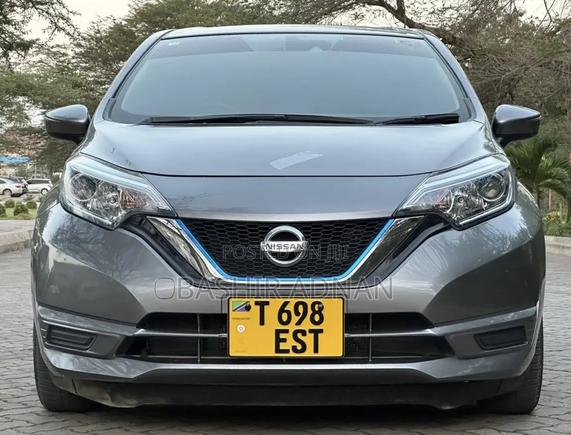 Nissan Note 1.2 Hybrid 2017 Gray