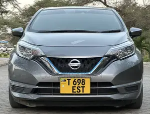 Nissan Note 1.2 Hybrid 2017 Gray