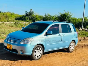 Toyota Raum 2002 Blue