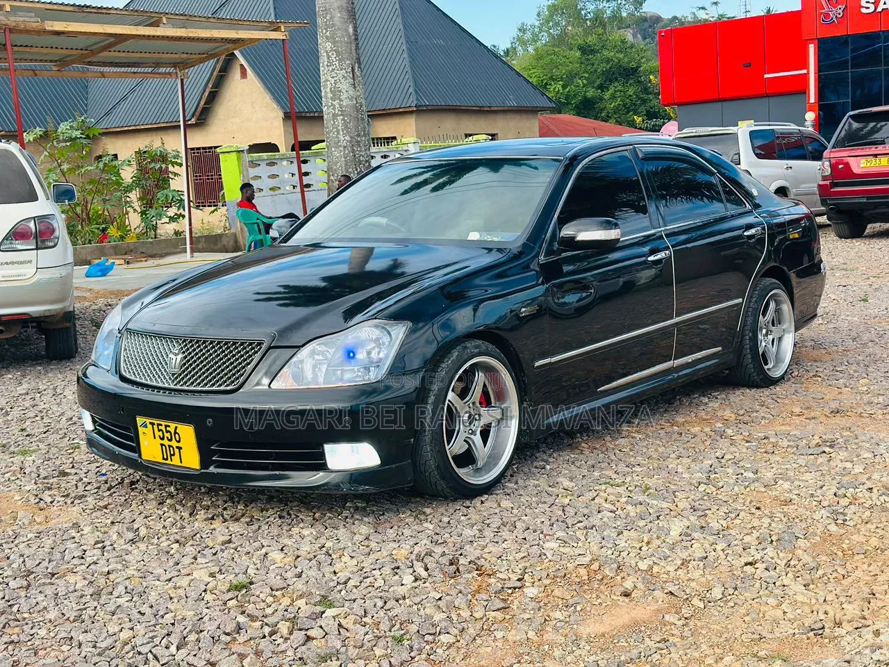 Toyota Crown 2009 Black