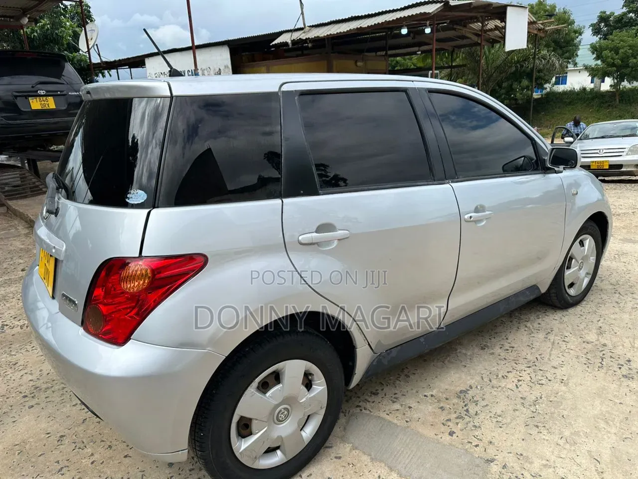 Toyota IST 2005 Silver