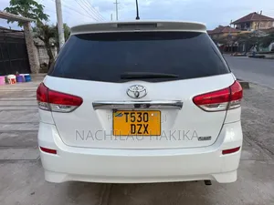 Toyota Wish 2011 White