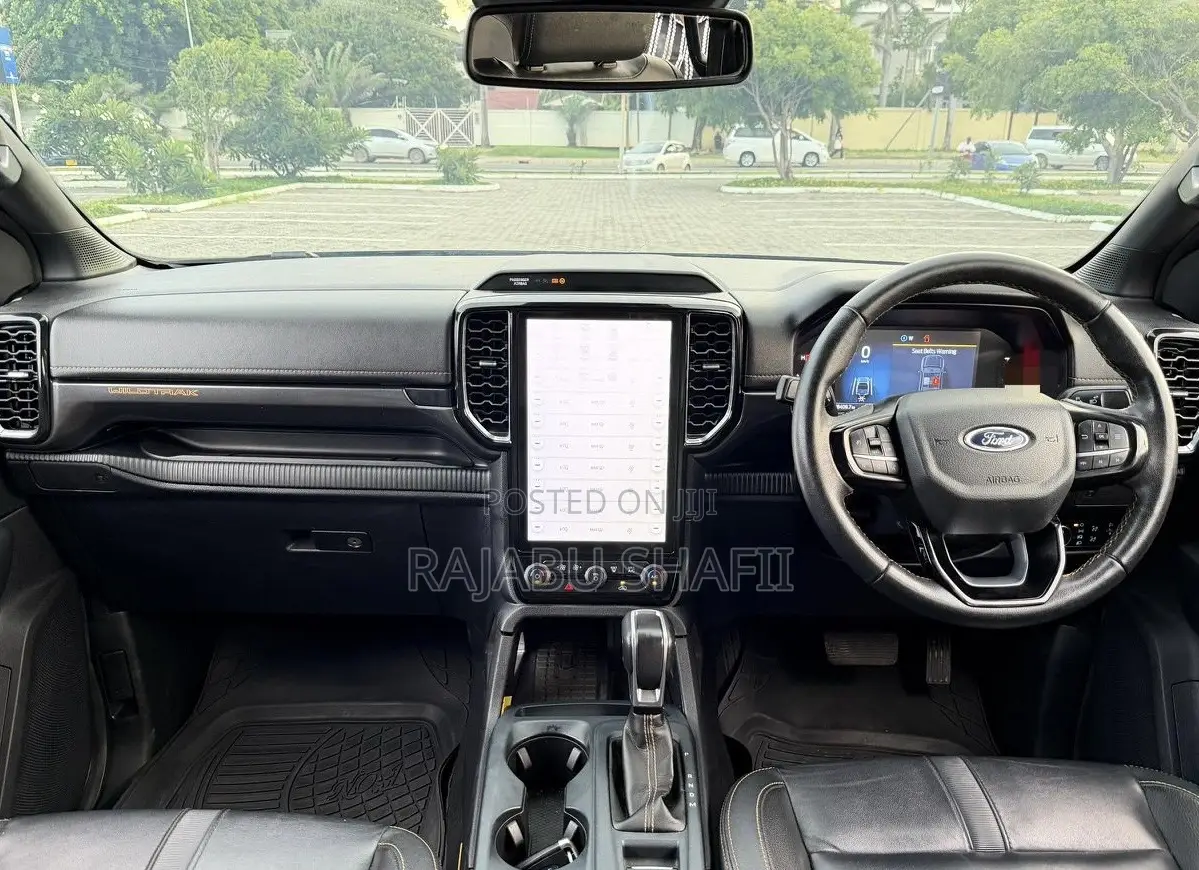 Ford Ranger Wildtrak 2023 Gray