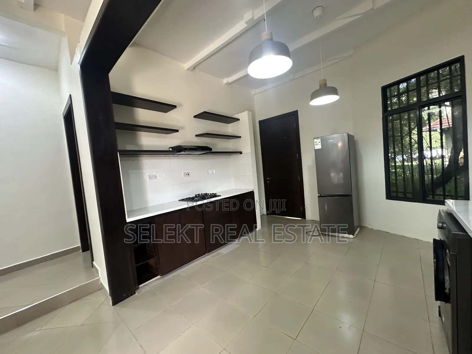 2bdrm House in Oyster Bay for rent