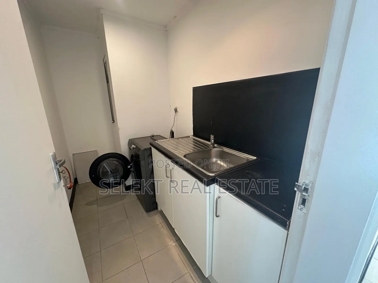 Furnished 2bdrm Apartment in Masaki for rent