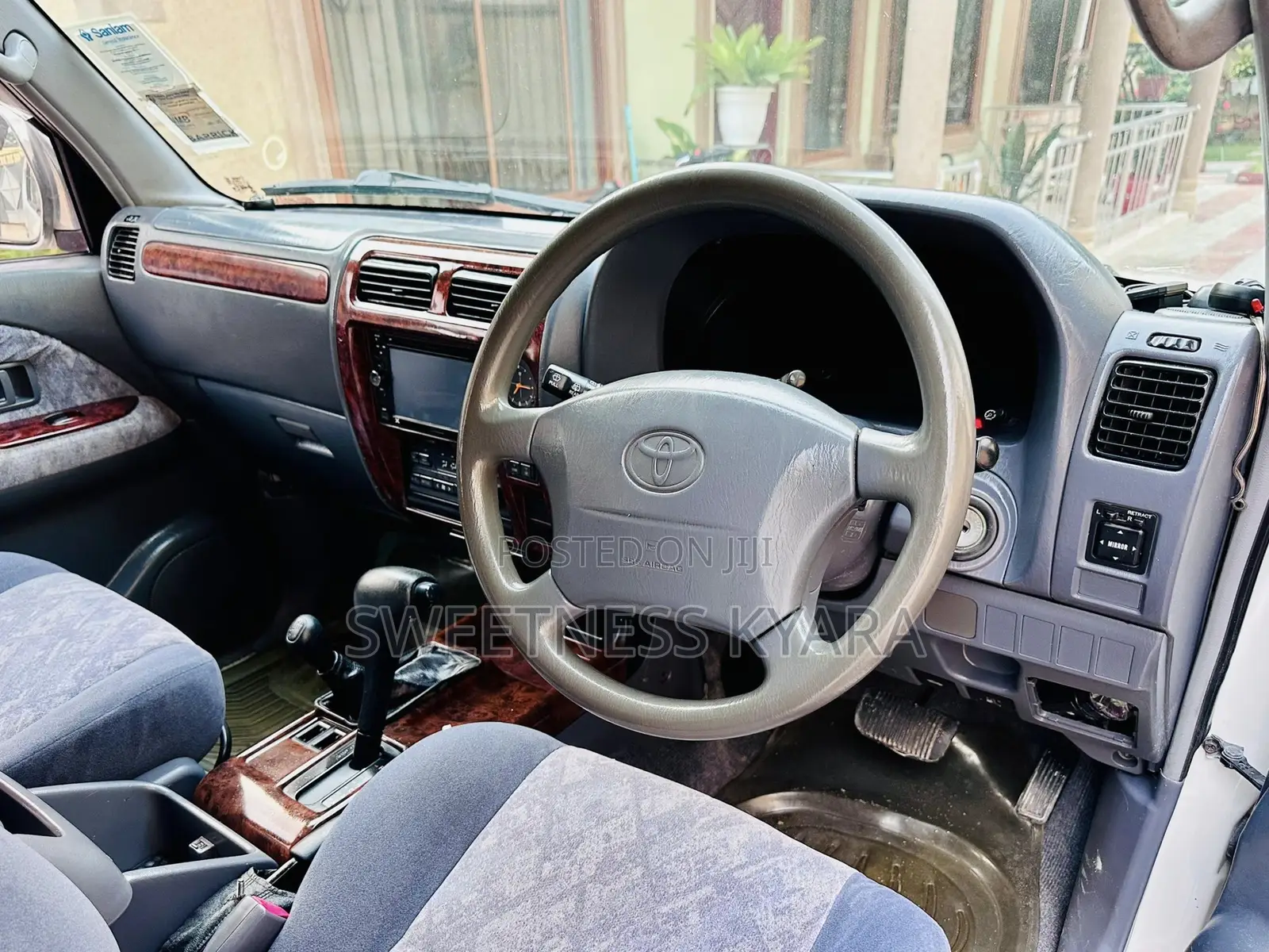 Toyota Land Cruiser Prado 1999 Silver