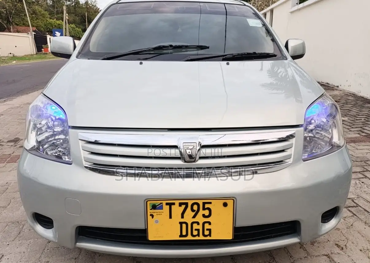 Toyota Raum 1.5 AWD 2005 Gray