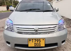 Toyota Raum 1.5 AWD 2005 Gray