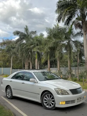 Toyota Crown 2007 White