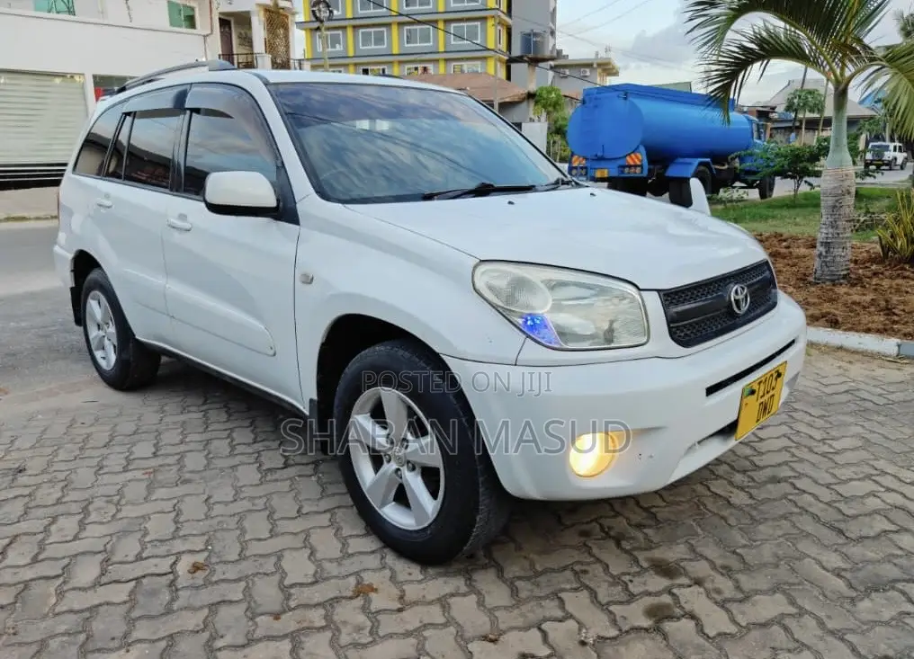 Toyota RAV4 1.8 2005 White