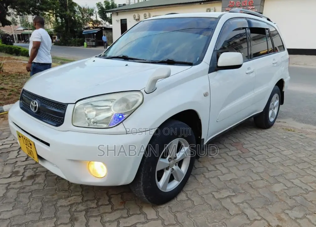 Toyota RAV4 1.8 2005 White