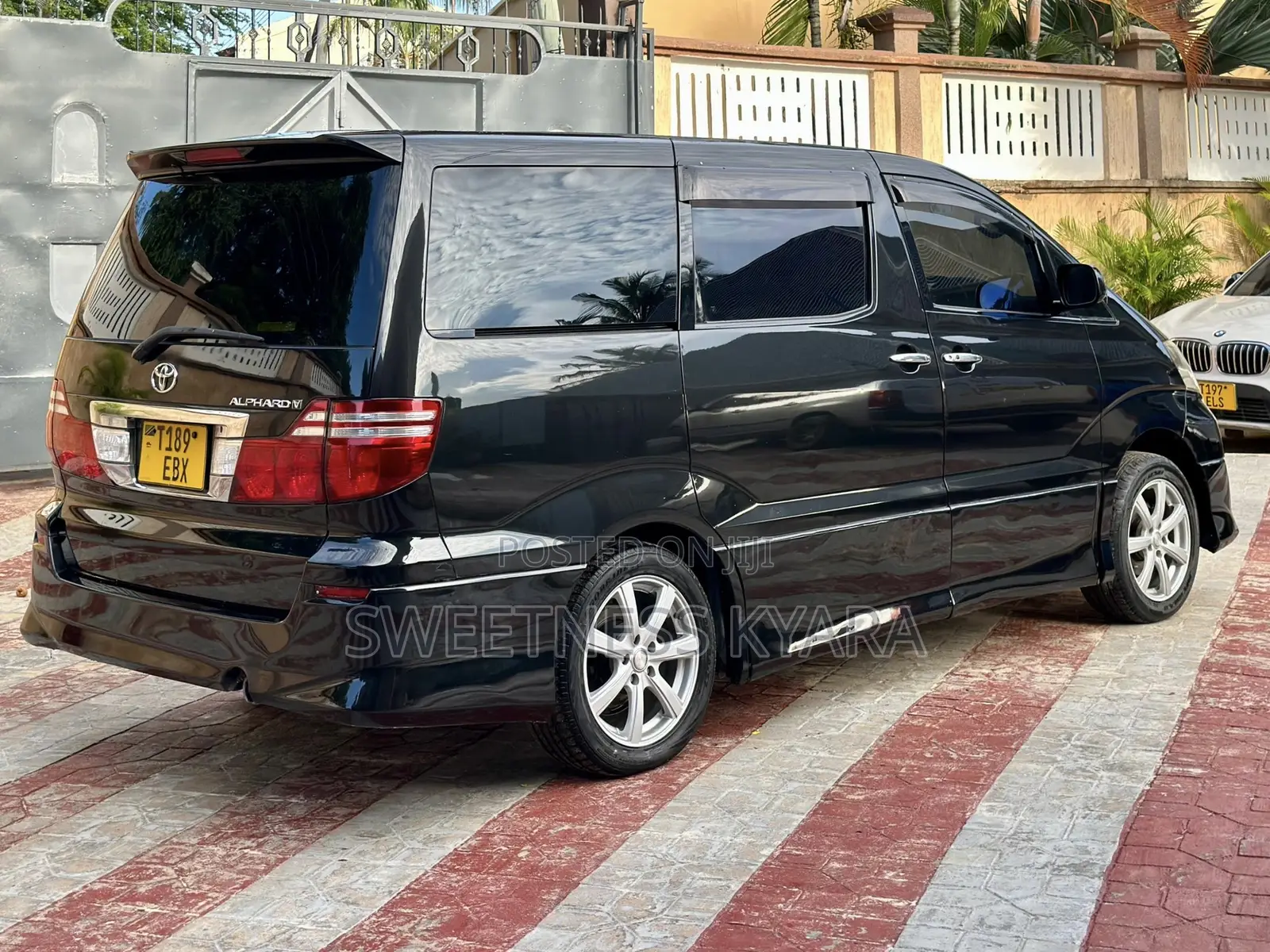 Toyota Alphard 2007 Black