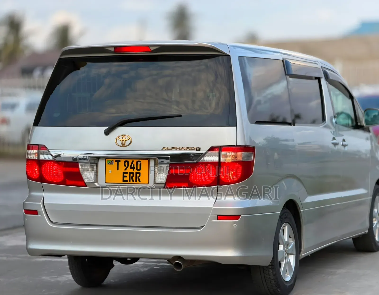 Toyota Alphard 2006 Silver