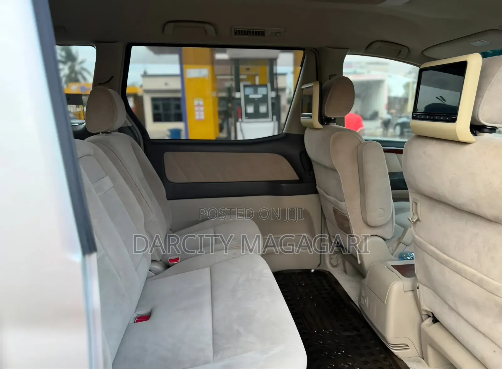 Toyota Alphard 2006 Silver