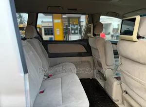 Toyota Alphard 2006 Silver