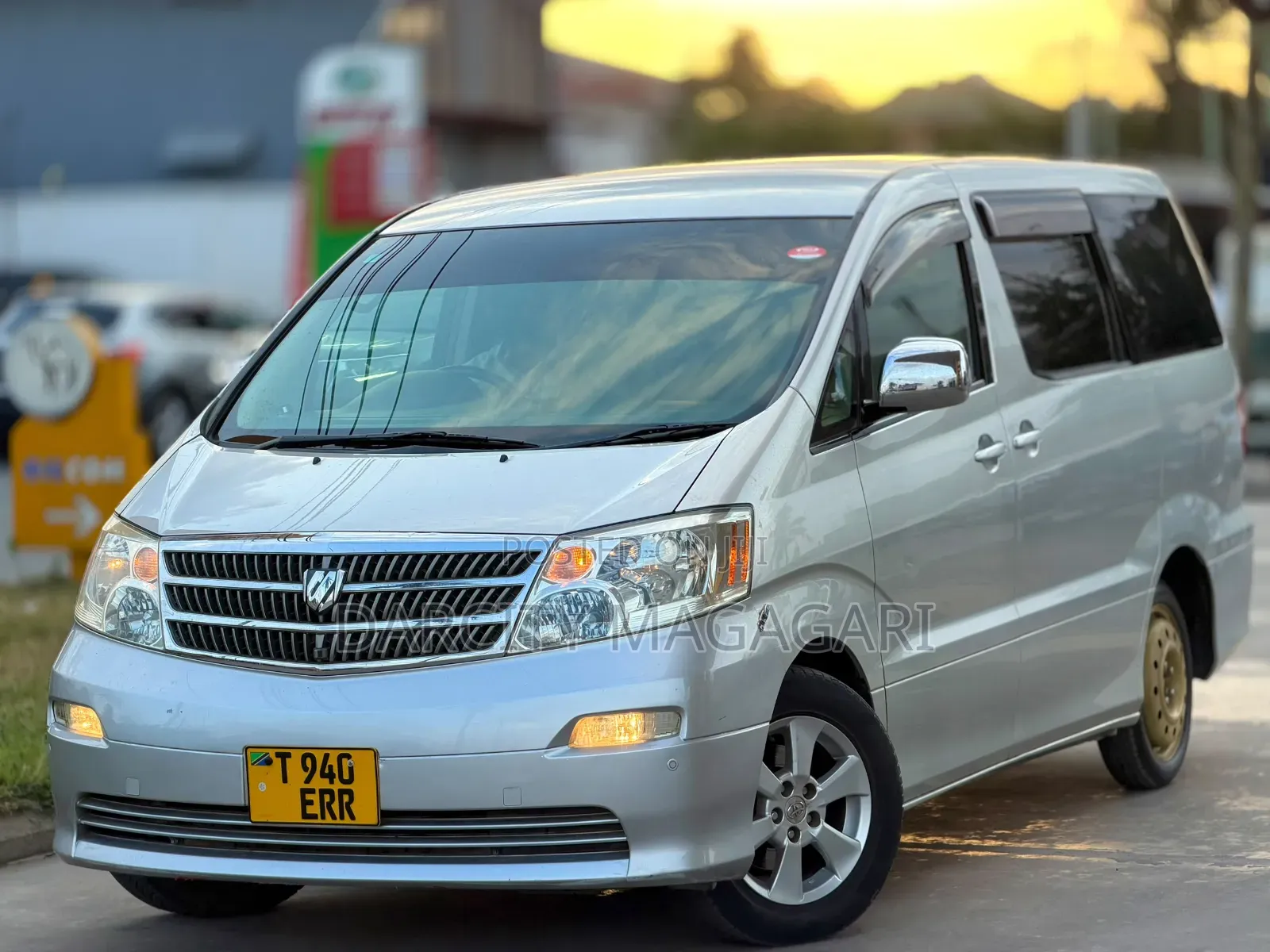 Toyota Alphard 2006 Silver