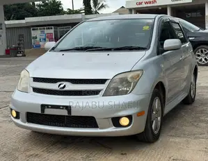 Toyota IST 2006 Silver