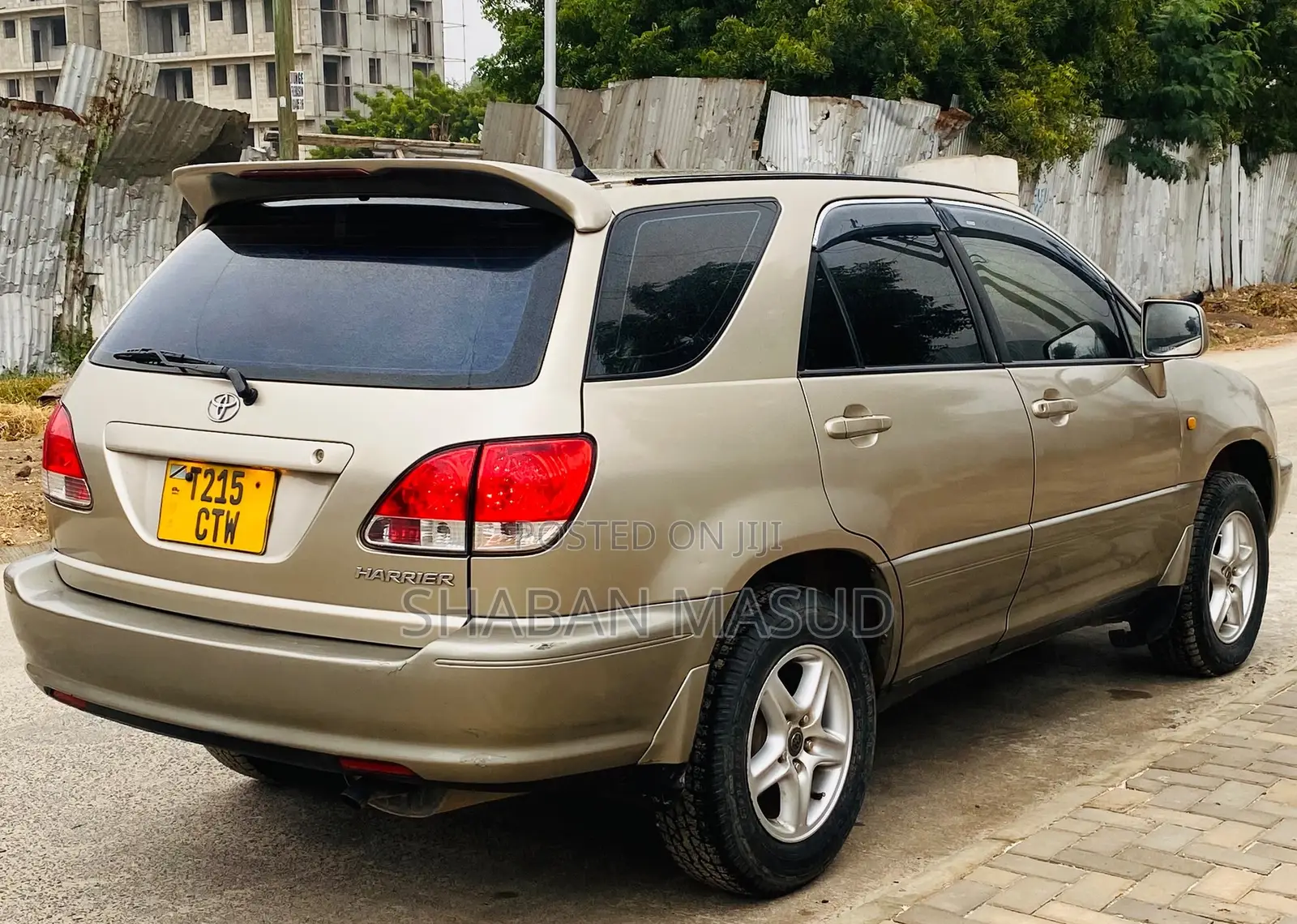 Toyota Harrier 2.4 2006 Beige