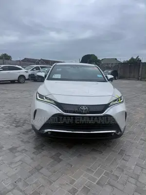 Toyota Harrier 2020 White