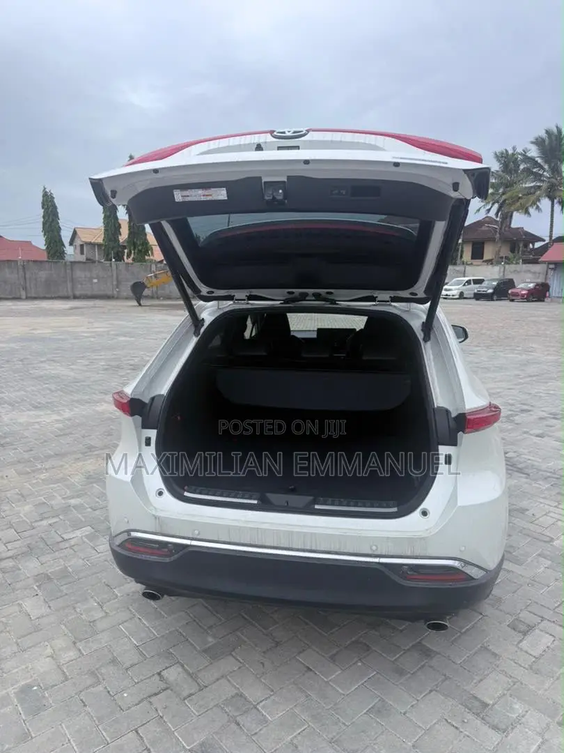 Toyota Harrier 2020 White