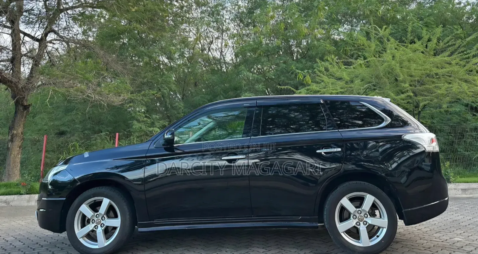 Mitsubishi Outlander 2014 Black