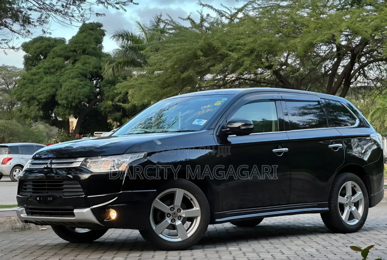 Mitsubishi Outlander 2014 Black