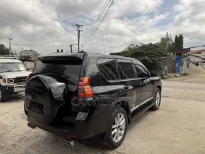 Toyota Land Cruiser Prado 2.7 i 2012 Black