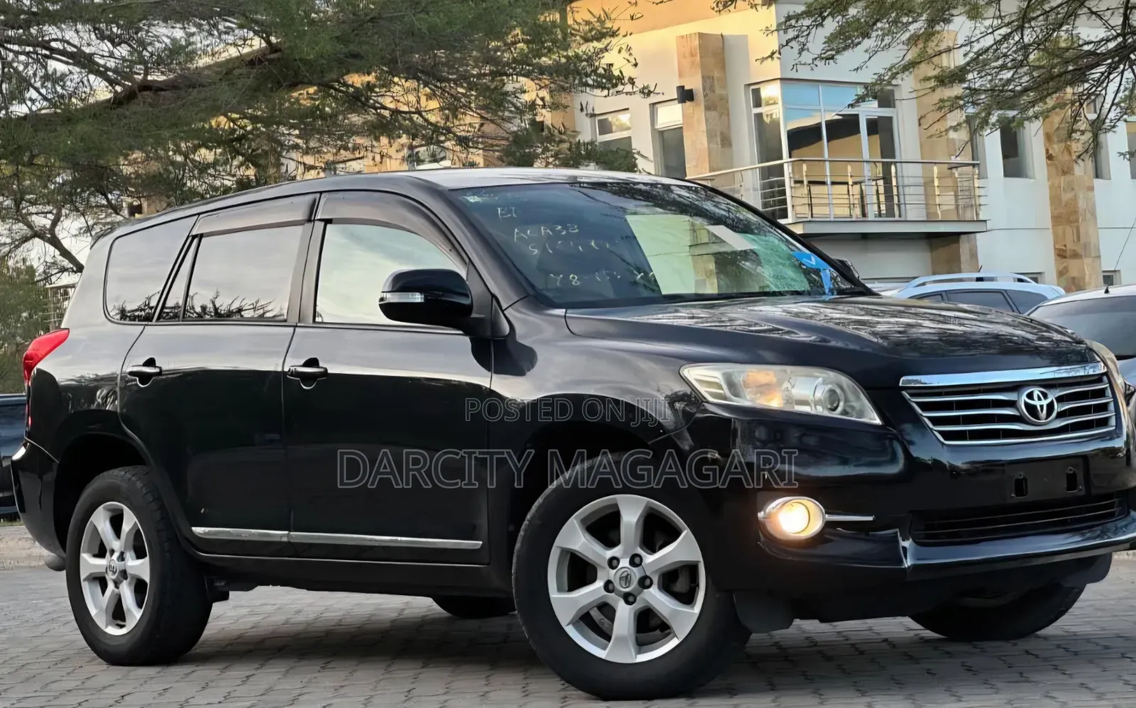 Toyota Vanguard 2010 Black