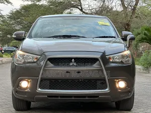 Mitsubishi RVR 2.0 2012 Gray