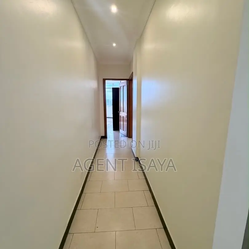 Furnished 2bdrm Apartment in Oyster Bay for rent